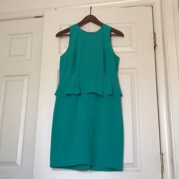 boden sweater dress NWT Mini Boden Festive Knitted Dress